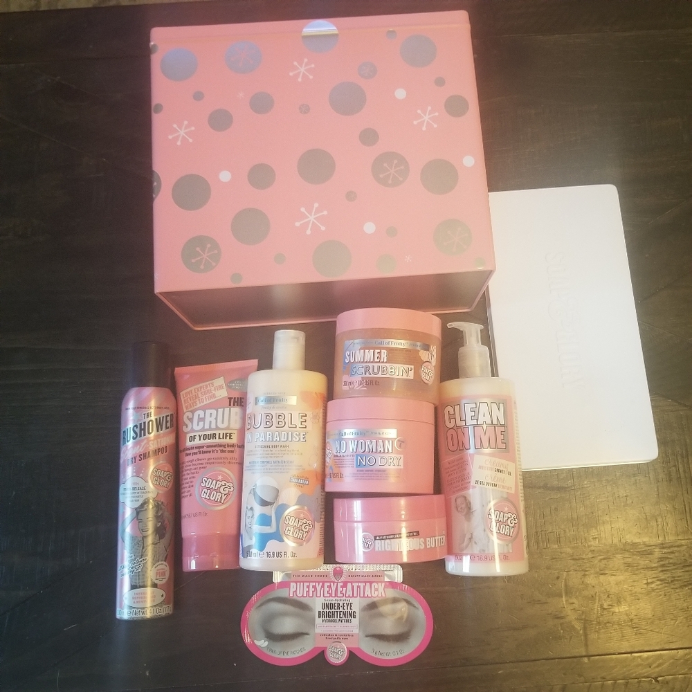 Soap & Glory Pink and White Skincare Collection